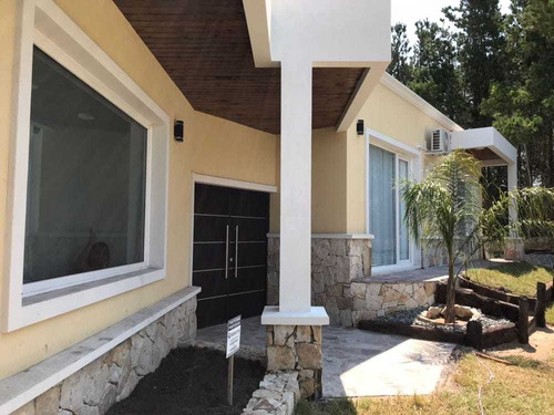 Imagen 2 de 14 de Casa Y Piscina - Costa Esmeralda Senderos I Alquiler Eventual