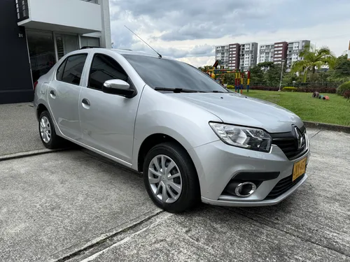 Renault Logan 1.6 Authentique / Life