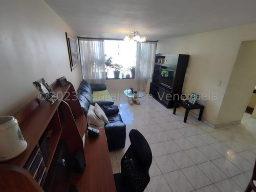 Se Vende Apartamento En Maripérez 24-643 Yf 