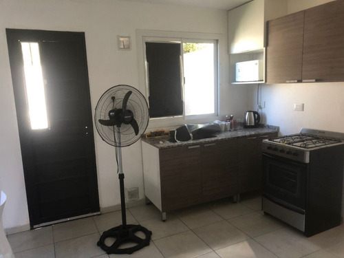 Imagen 5 de 15 de Farias&farias Vendo Duplex De 2 Dormitorios En El Centro De Villa Allende