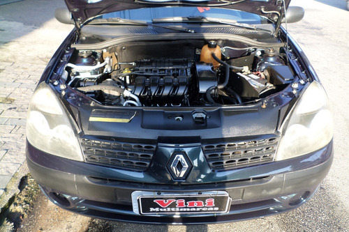 Renault Clio Sedan 1.0 16v 4p 2004/2004