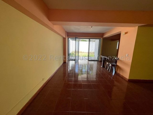 Imagen 25 de 30 de Apartamento En Venta Este Barquisimeto, Cerca De Avenida Abogados, Amplio Patio, Info. 0424-5325471, Codigo 22-22704 Mf