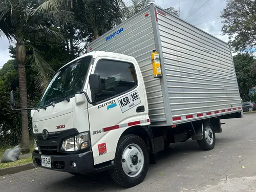 Hino Xzu-640l 4.0 Mt Diesel Furgón