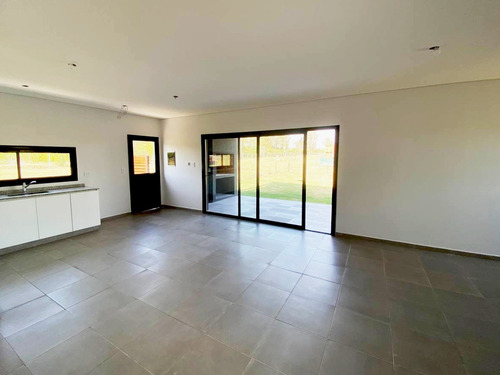Imagen 12 de 32 de Emprendimiento Casas A Estrenar En Venta | Barrio Privado Santa Elisa En Pilar Zona Norte | Pilar Del Este | Financiación