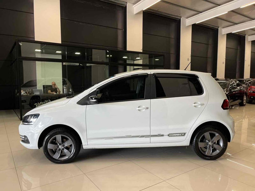 Volkswagen Fox 1.6 MSI TOTAL FLEX CONNECT 4P MANUAL
