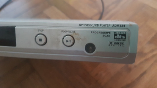 Lote De 2reproductores De Dvd + 6 Parlantes