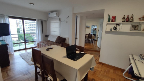 Imagen 4 de 12 de Venta Depto. 1 Dorm C/cochera - 43 Esq. 5 - La Plata