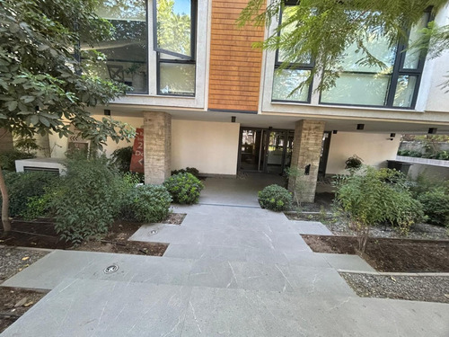 Semi-nuevo Dpto Con 2d / 2b N C/patio, Incluye Estac. Y Bod.