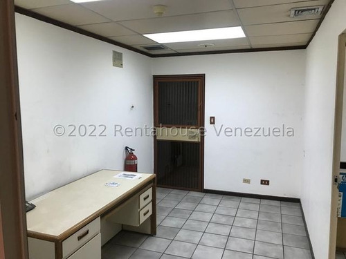 Imagen 5 de 11 de Oficina En Alquiler Los Dos Caminos 22-19769 Yg 04140307084