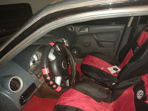 Volkswagen Gol 2008 1.0 Trend Total Flex 5p