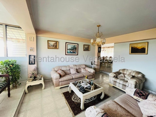 Excelente Apartamento En Venta, Urb. Calicanto, Maracay, 25-18243 Mv
