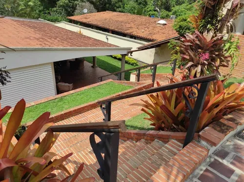 Casa En Naguanagua, La Entrada