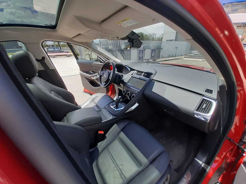 Jaguar E-pace Se *