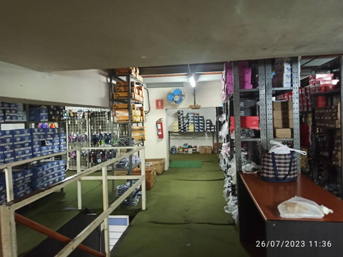 Venta Fondo De Comercio, Zapateria Con Inventario En San Antonio De Los Altos Bv