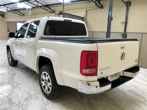 Imagen 3 de 15 de Volkswagen Amarok Comfortline 4x4 180cv Manual Blanca 2017