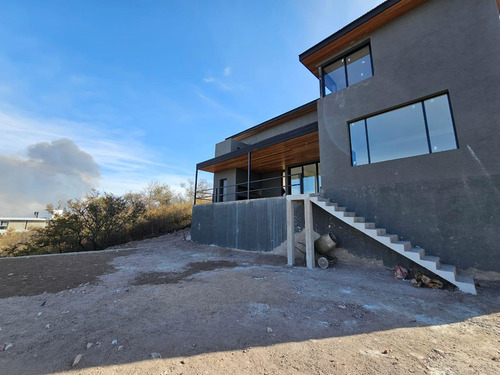 Casa En Venta La Deseada Country 3d Con Vista