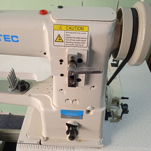 Maquina De Coser Triple Arrastre De Cañon Brazo Libre Servo