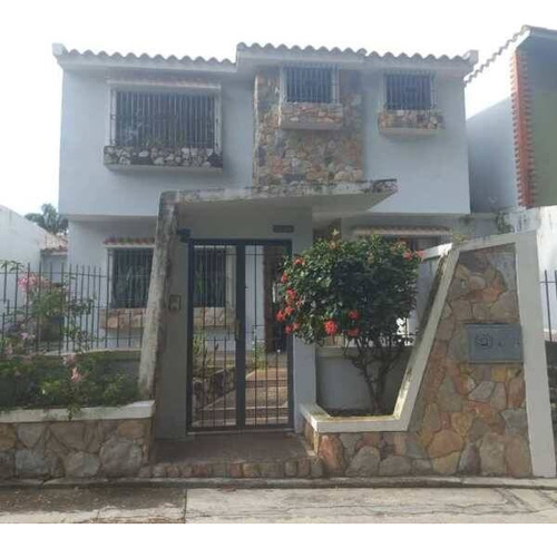 Venta Casa El Parral Valencia Calle Cerrada