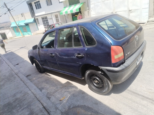 Pointer 1.8 Litros 4 Puertas Estándar