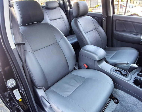 Imagem 11 de 13 de Toyota Hilux Cd Srv D4-d 4x4 3.0 Tdi Diesel Aut 2013