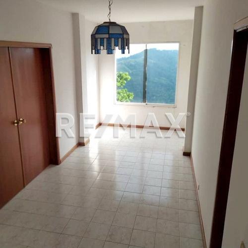 Imagen 19 de 20 de Casa En Venta Con Vista A La Montaña Y Aire Fresco, En Exclusiva Zona De San José De Los Altos, Edo. Miranda - Hirbic Almeida - Remax