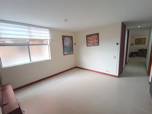 Apartamento En Arriendo Ubicado En Envigado Sector Benedictinos (27092).