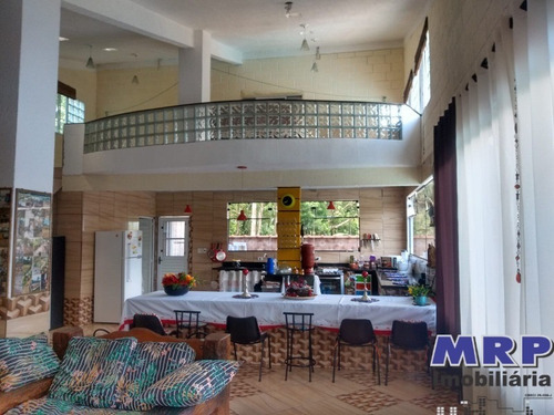 Imagem 2 de 18 de Ch 00021 - Chácara Em Ubatuba, Localizada Em Bairro Residencial, Com Piscina - Ch00021 - 70447141
