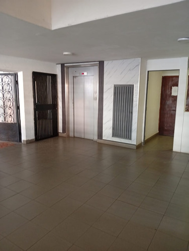 Gf Se Vende Apartamento En Res Teresa En Mañongo. Oportunida