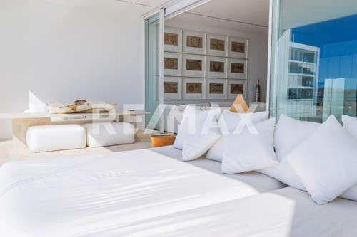 Viceroy Residences 3 C - Mls#24-761