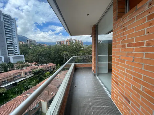 Apartamento En Venta En Benedictinos. Cod V776062