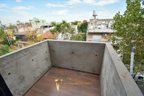 Venta Mataderos Departamento 4 Ambientes Balcon Categoria