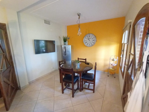 Venta Gran Casa Unica Y Exclusiva De 400m2 Sobre Lote De 10.000m2