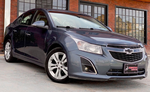 Imagen 1 de 10 de Chevrolet Cruze 2014