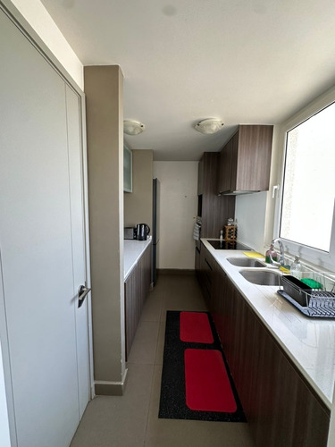 En Exclusivo Cond. Laguna Del Mar, Depto Piso 10 Gran Vista