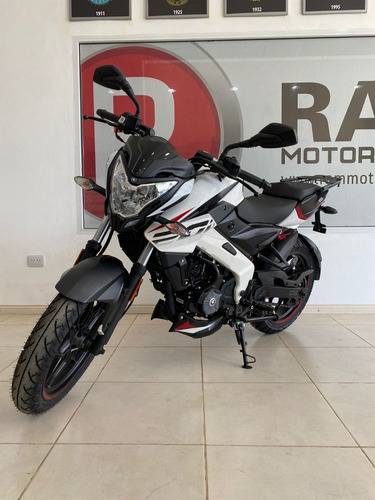 Imagen 2 de 9 de Bajaj Rouser Ns 200