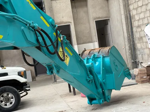 Excavadora Kobelco Sk200, Modelo 2007
