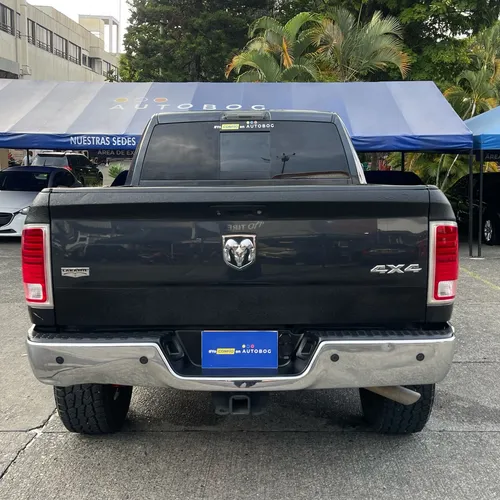 Dodge. Ram 2500