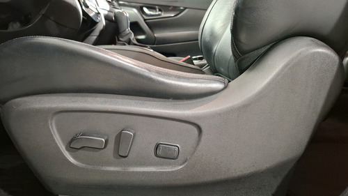 Nissan X-Trail 2.5 EXCLUSIVE 3 ROW AUTO 4WD