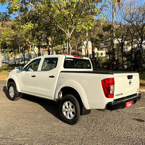 Nissan Frontier 2.3 S Cab. Dupla 4x4 4p marchas
