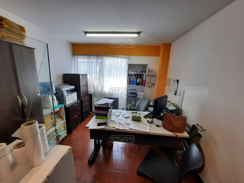 Imagen 2 de 8 de Oficina En El Centro De Bariloche, Venta Bariloche, Patagonia