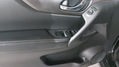 Nissan X-Trail 2.5 Advance 3 Row Cvt