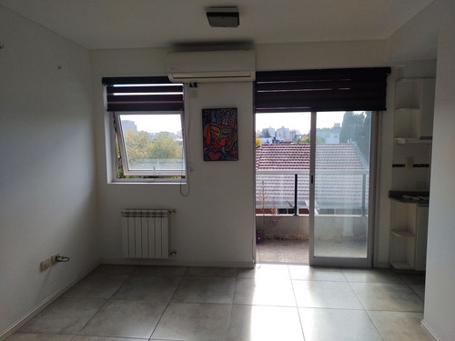 Departamento En Alquiler En Liniers