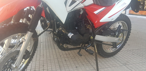 Brava Hs 250 0km Baul Y Parabrisas Ahora 12 Y 18 Entga Inmed