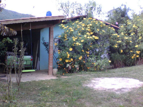 Chacara Em São Roque Morro Do Saboó Com Piscina 3 Quartos