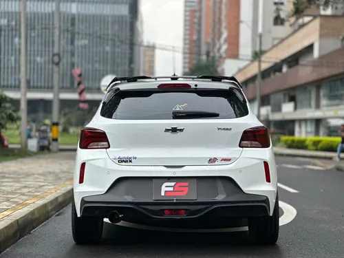 Chevrolet Onix 1.0T Rs Mt