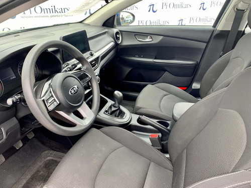Imagen 11 de 15 de Kia Forte 2019 2.0 Lx 4 P Mt