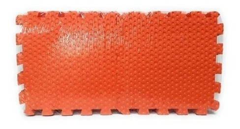 Imagen 2 de 4 de Tapete De Alta Resistencia 32.5x32.5cm 16pzs