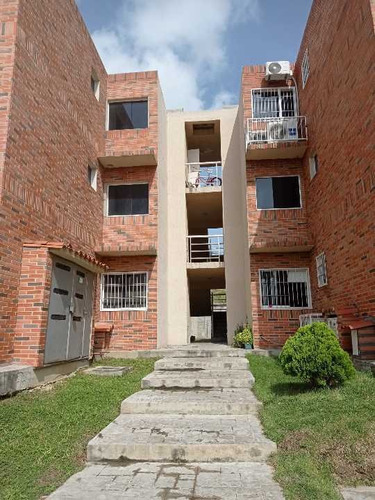 Imagen 1 de 15 de Vendo Apartamento 60m2 2h/2b/1pe Canaima Iv, Guatire-edo. Miranda 