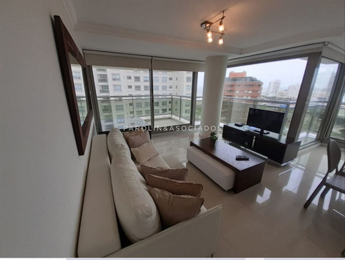 Imagen 16 de 17 de Apartamento En Torre Imperiale De 2 Dormitorios. Alquiler Y Alquiler. Punta Del Este.
