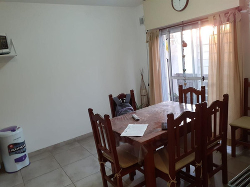 Imagen 4 de 10 de Dpto 2 Ambientes Con Cochera